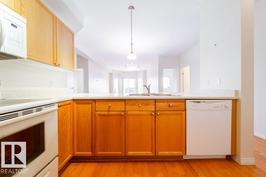 #303 4304 139 Av Nw, Edmonton, Alberta  T5Y 0H6 - Photo 11 - E4474714