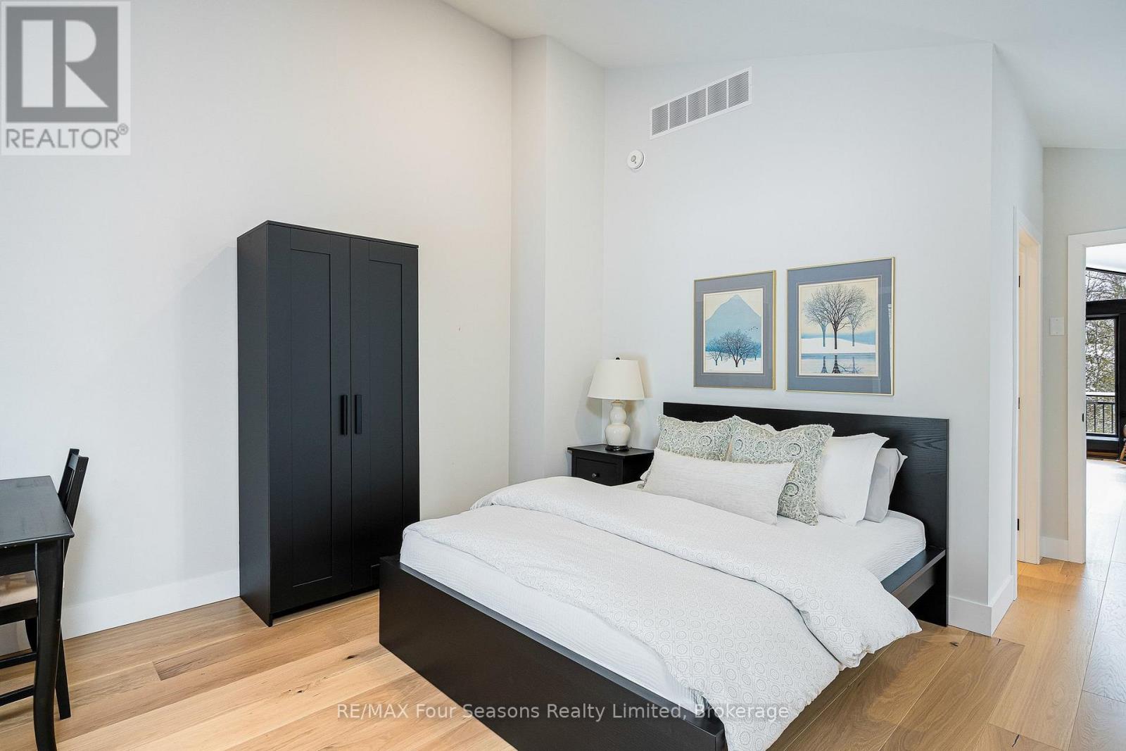 131 Chamonix Crescent, Blue Mountains, Ontario  L9Y 0S7 - Photo 24 - X12804762