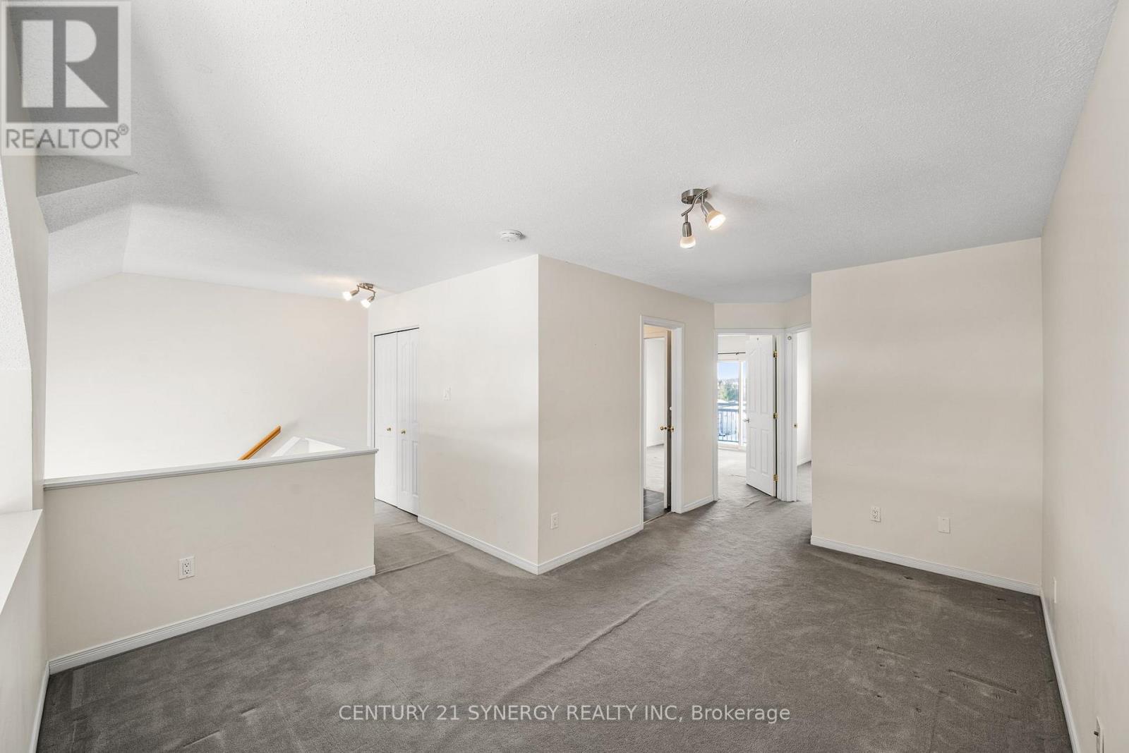 4 - 280 Tivoli Private, Ottawa, Ontario  K2E 0A6 - Photo 13 - X12803418