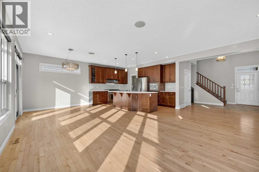 182 Cranarch Place Se, Calgary, Alberta  T3M 0W7 - Photo 4 - A2287210