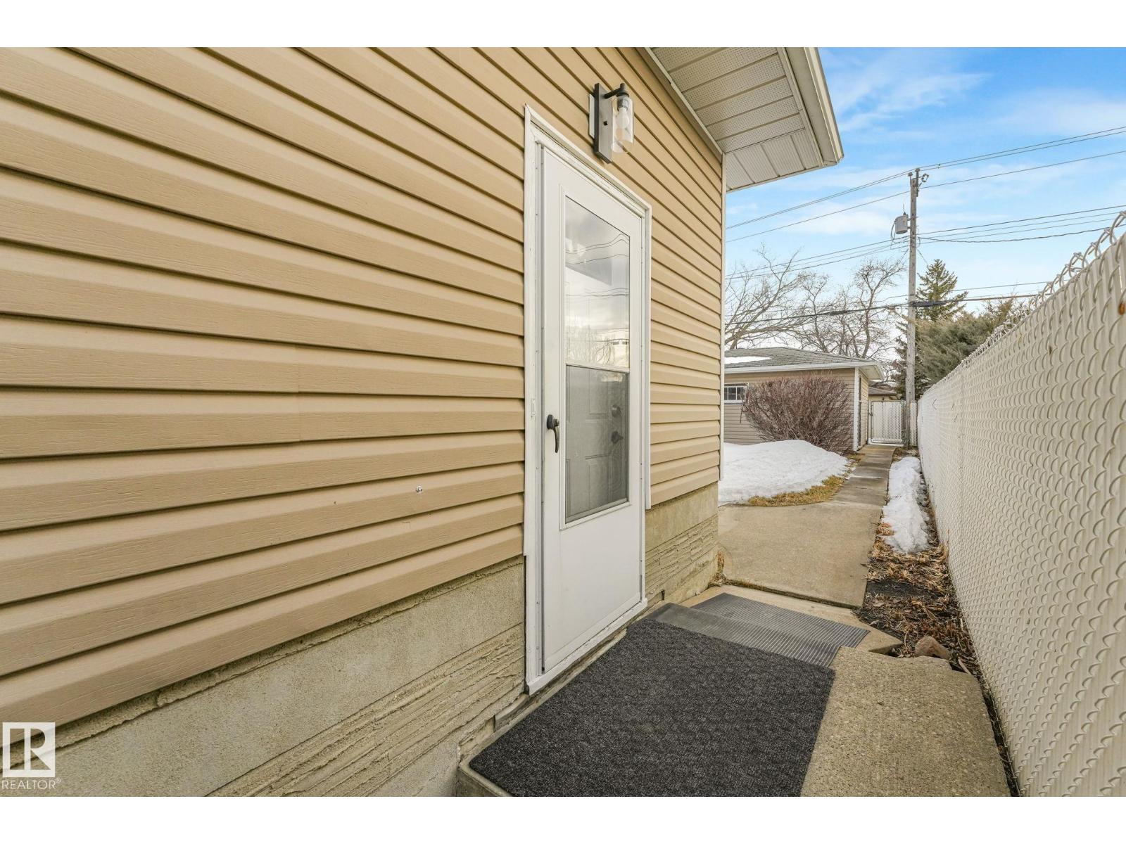 6007 95 Av Nw, Edmonton, Alberta  T6B 1A4 - Photo 36 - E4472955