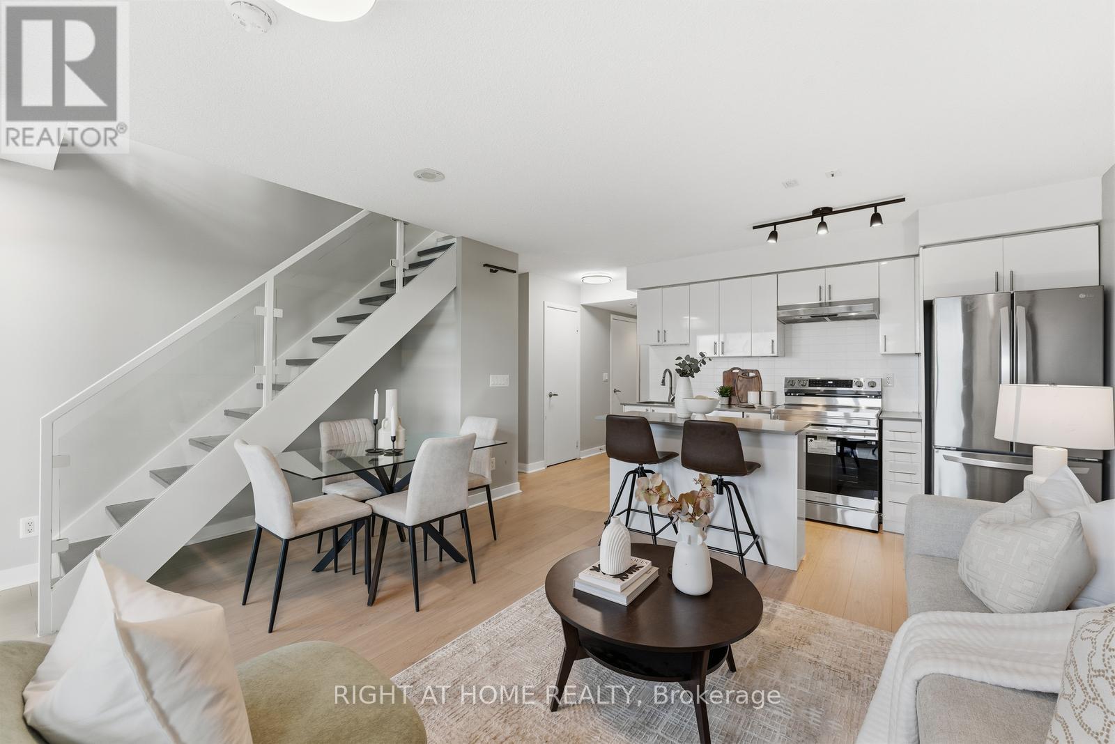 1309 - 155 Legion Road N, Toronto, Ontario  M8Y 0A7 - Photo 17 - W12817160