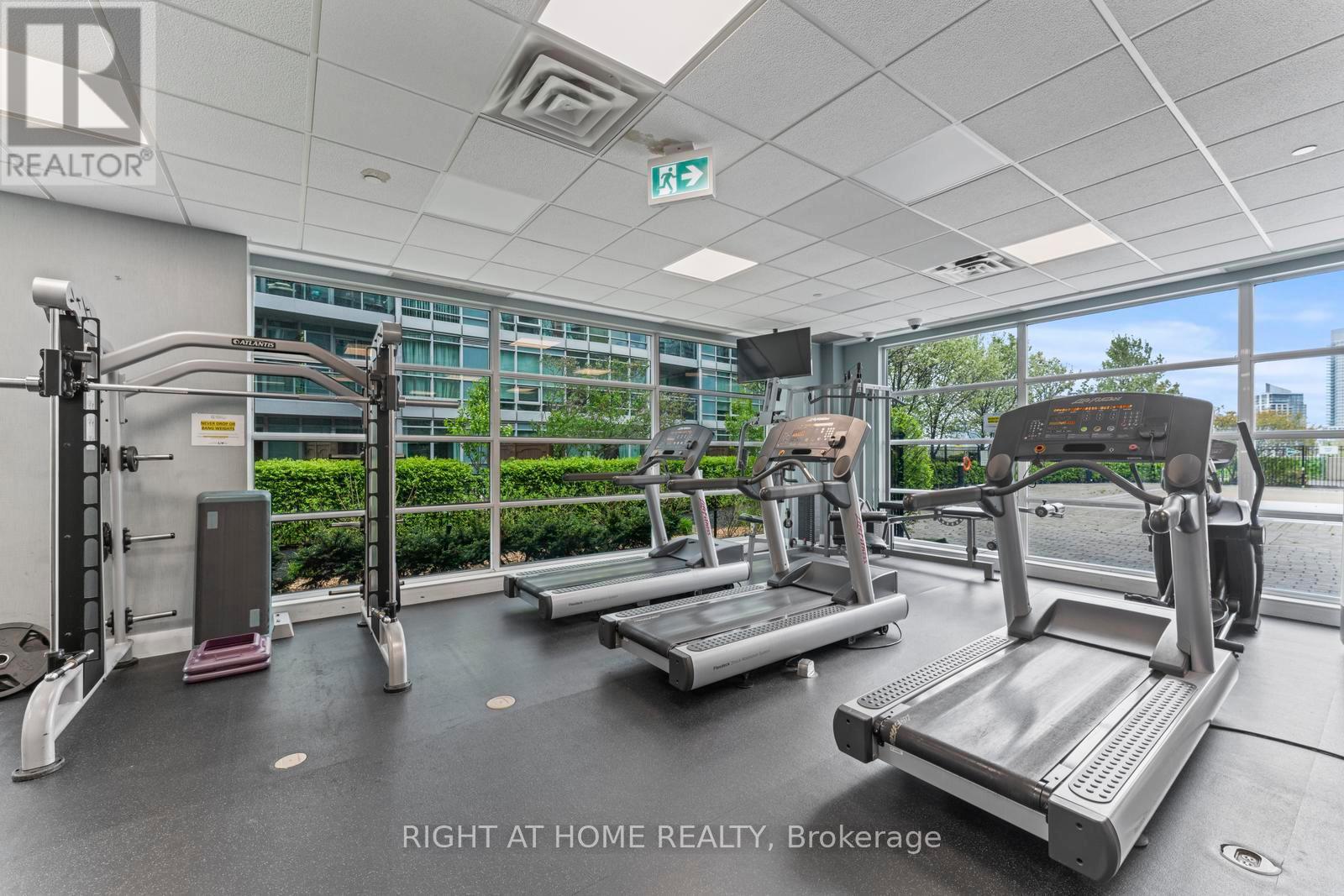 1309 - 155 Legion Road N, Toronto, Ontario  M8Y 0A7 - Photo 34 - W12817160