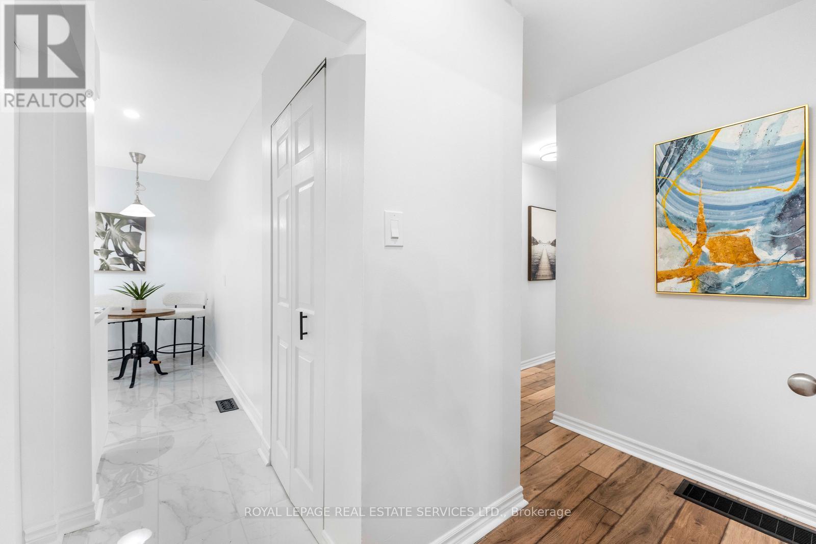 518 Third Line, Oakville, Ontario  L6L 4A7 - Photo 10 - W12817184