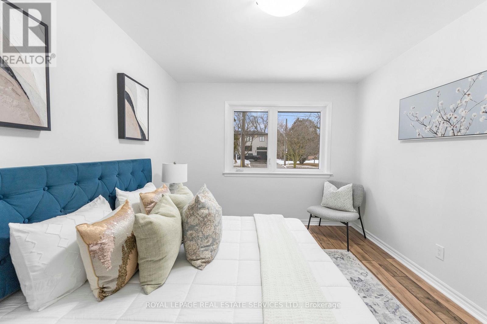 518 Third Line, Oakville, Ontario  L6L 4A7 - Photo 16 - W12817184