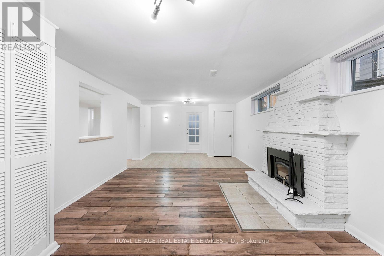 518 Third Line, Oakville, Ontario  L6L 4A7 - Photo 27 - W12817184