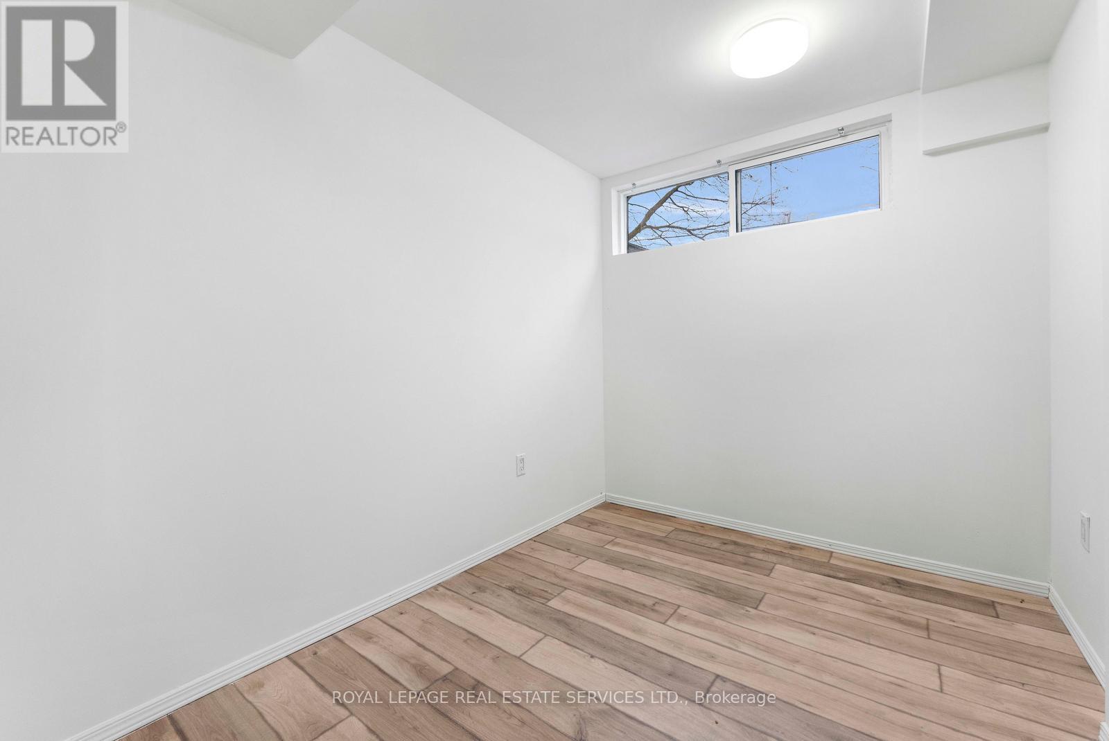 518 Third Line, Oakville, Ontario  L6L 4A7 - Photo 31 - W12817184