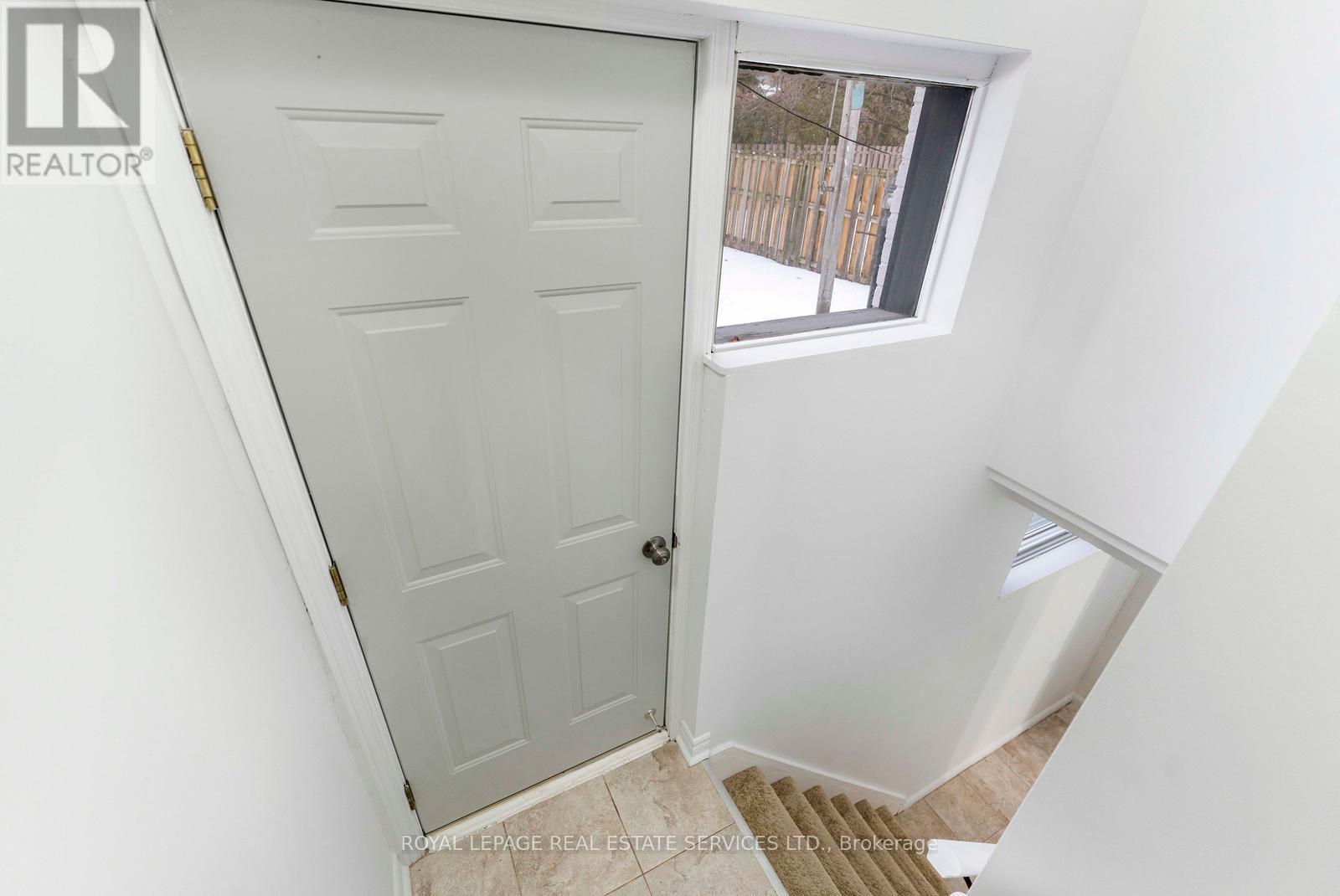 518 Third Line, Oakville, Ontario  L6L 4A7 - Photo 39 - W12817184