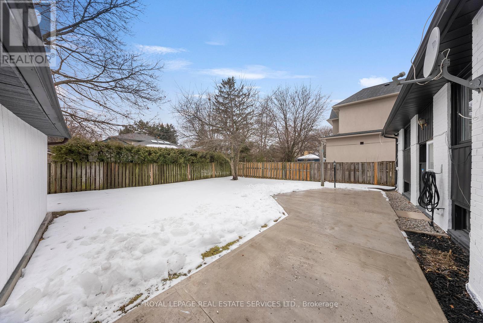 518 Third Line, Oakville, Ontario  L6L 4A7 - Photo 42 - W12817184