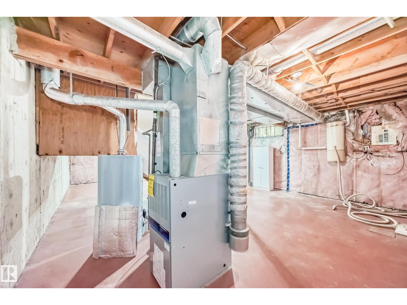 11922 138 Av Nw, Edmonton, Alberta  T5X 4N2 - Photo 35 - E4474718