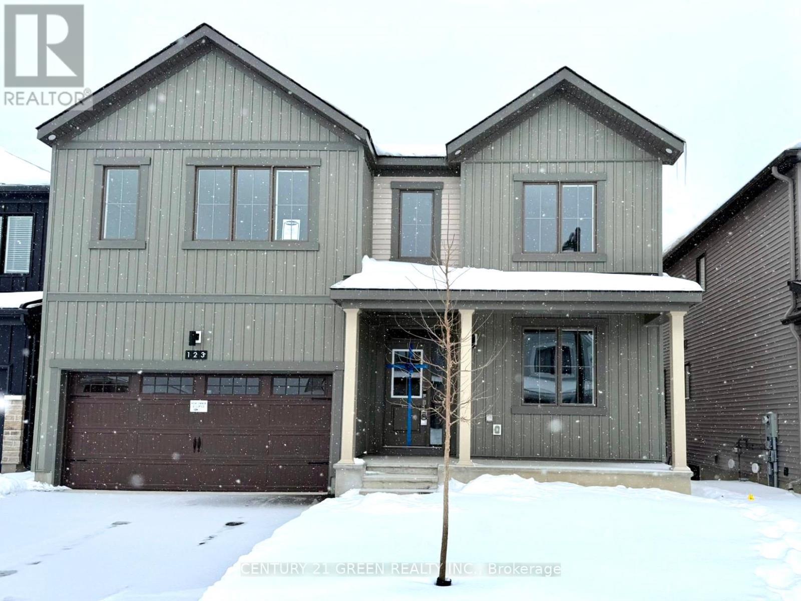 123 TONIC CRESCENT, Ottawa, Ontario