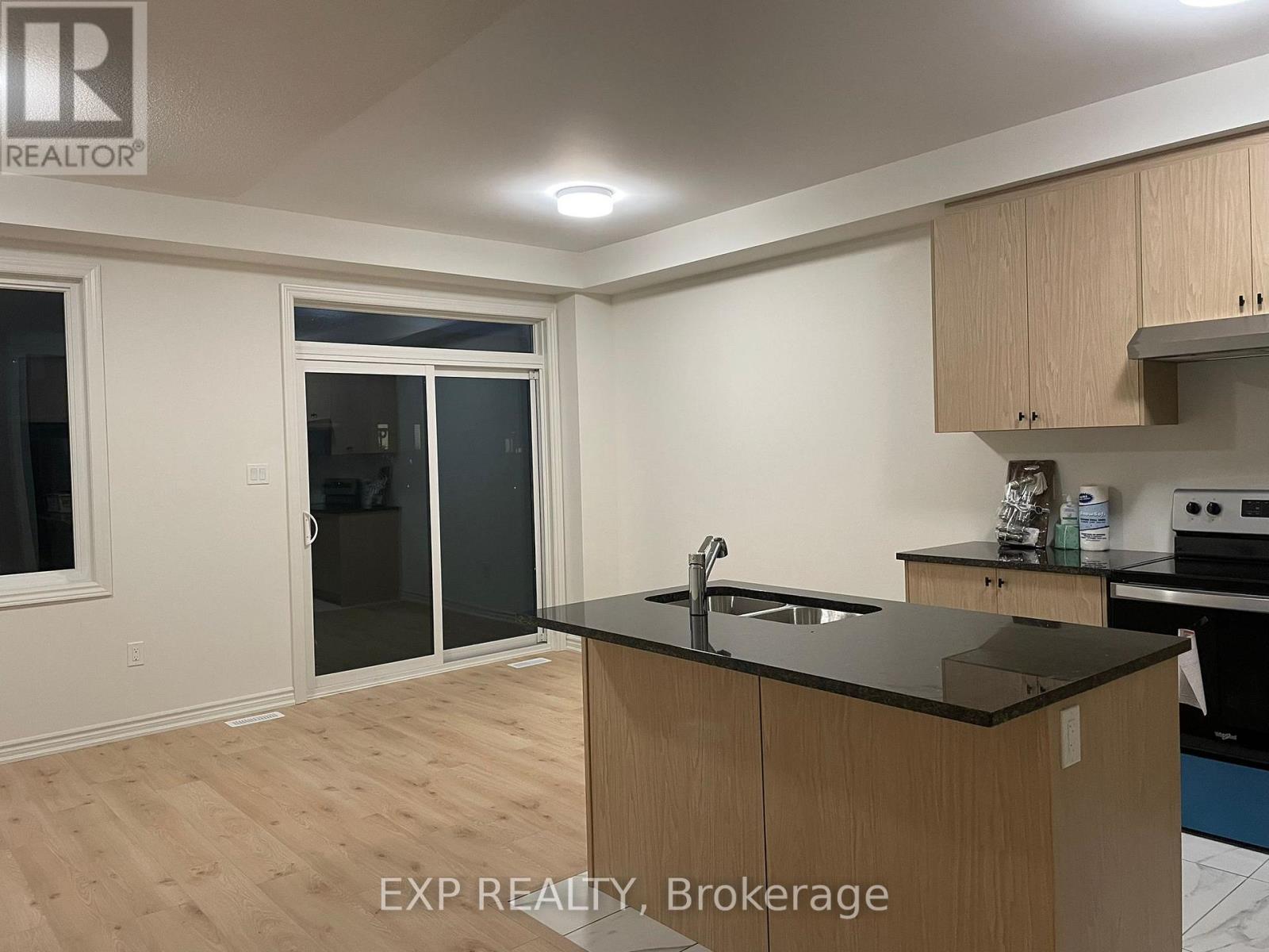 534 Worden Street, Cobourg, Ontario  K9A 4J5 - Photo 7 - X12817174