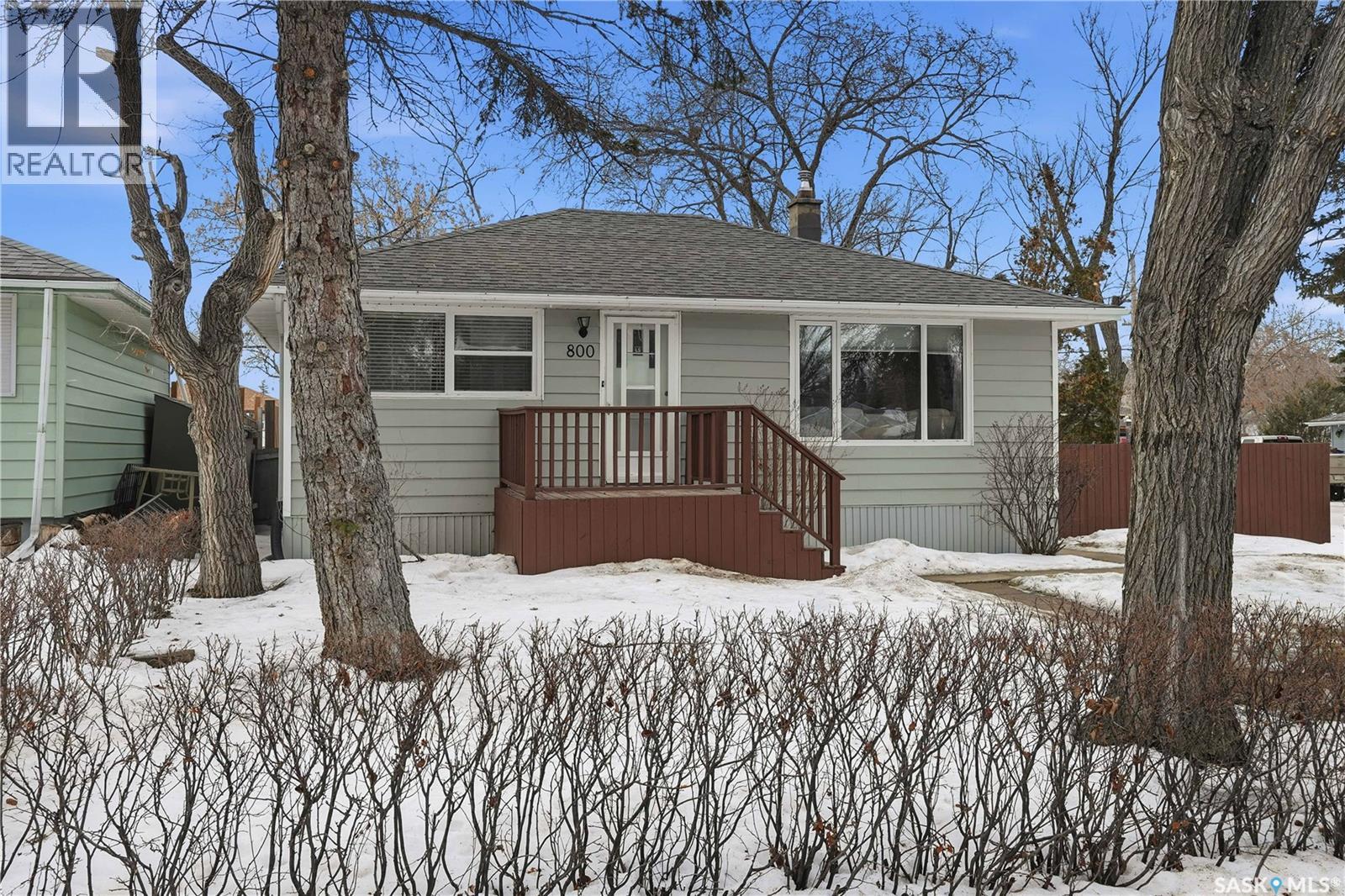 800 Royal Street, Regina, Saskatchewan  S4T 4Z4 - Photo 2 - SK029115