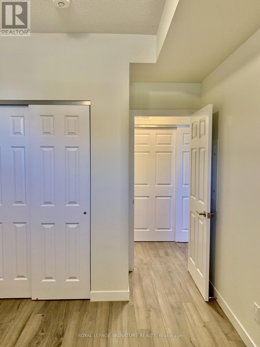 16 - 6 Bicknell Avenue, Toronto, Ontario  M6M 0B4 - Photo 11 - W12817018