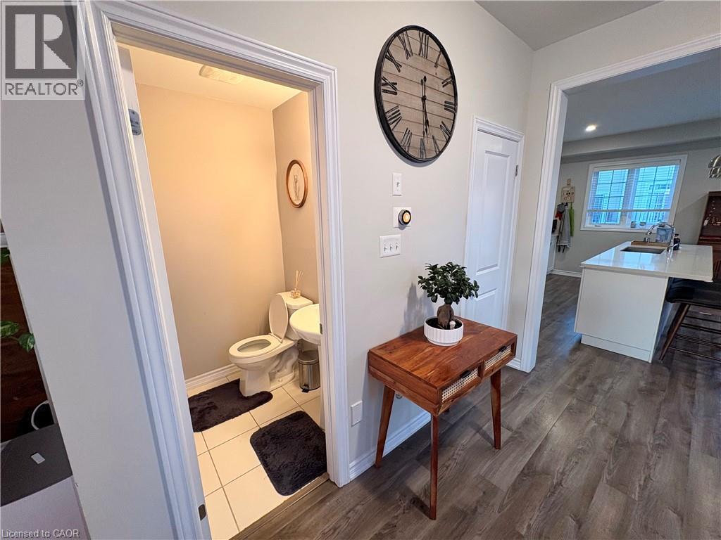 120 Cole Street, Waterdown, Ontario  L8B 0A1 - Photo 15 - 40805119