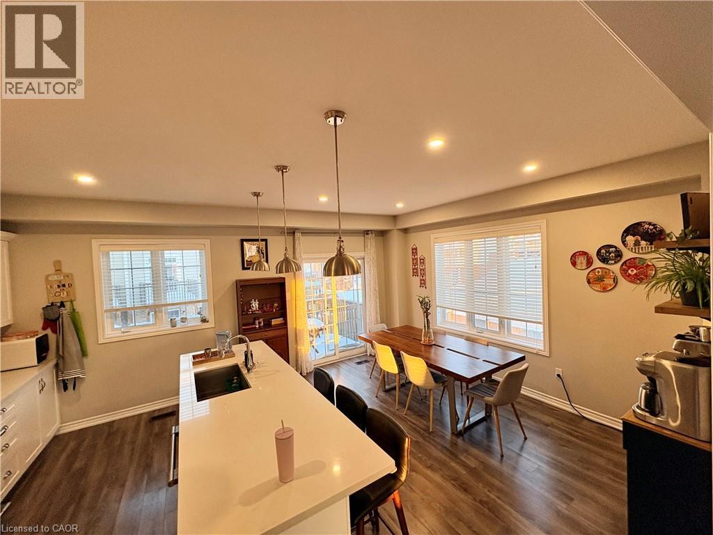 120 Cole Street, Waterdown, Ontario  L8B 0A1 - Photo 6 - 40805119