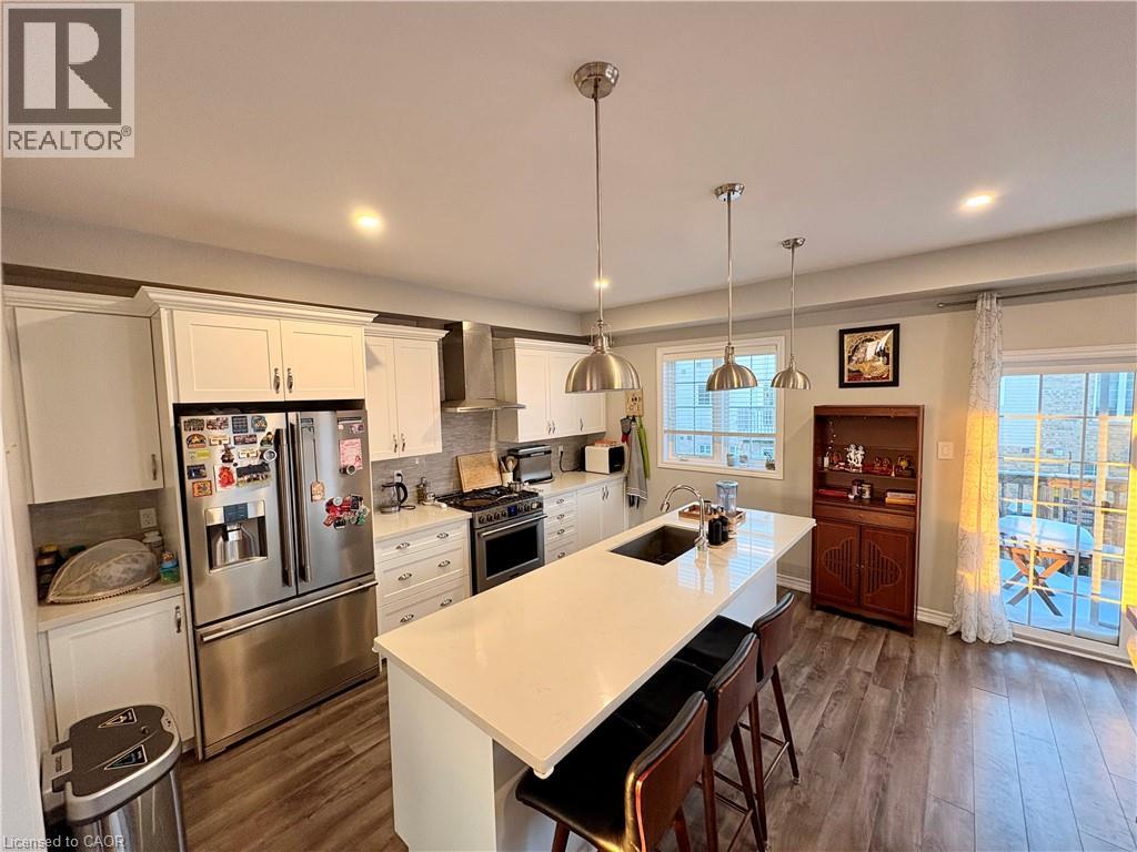 120 Cole Street, Waterdown, Ontario  L8B 0A1 - Photo 7 - 40805119