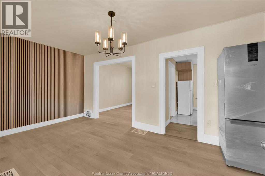 1127 Wellington Avenue, Windsor, Ontario  N9A 5K2 - Photo 4 - 26001900