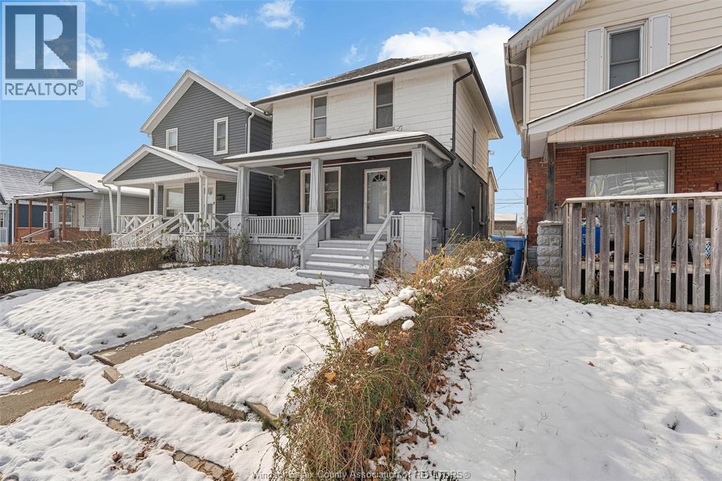 1127 Wellington Avenue, Windsor, Ontario  N9A 5K2 - Photo 2 - 26001900