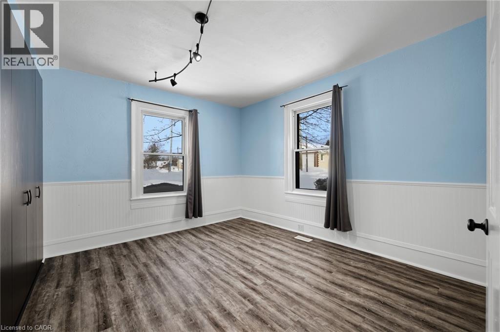 2207 William Shakespeare Street, Shakespeare, Ontario  N0B 2P0 - Photo 18 - 40799979