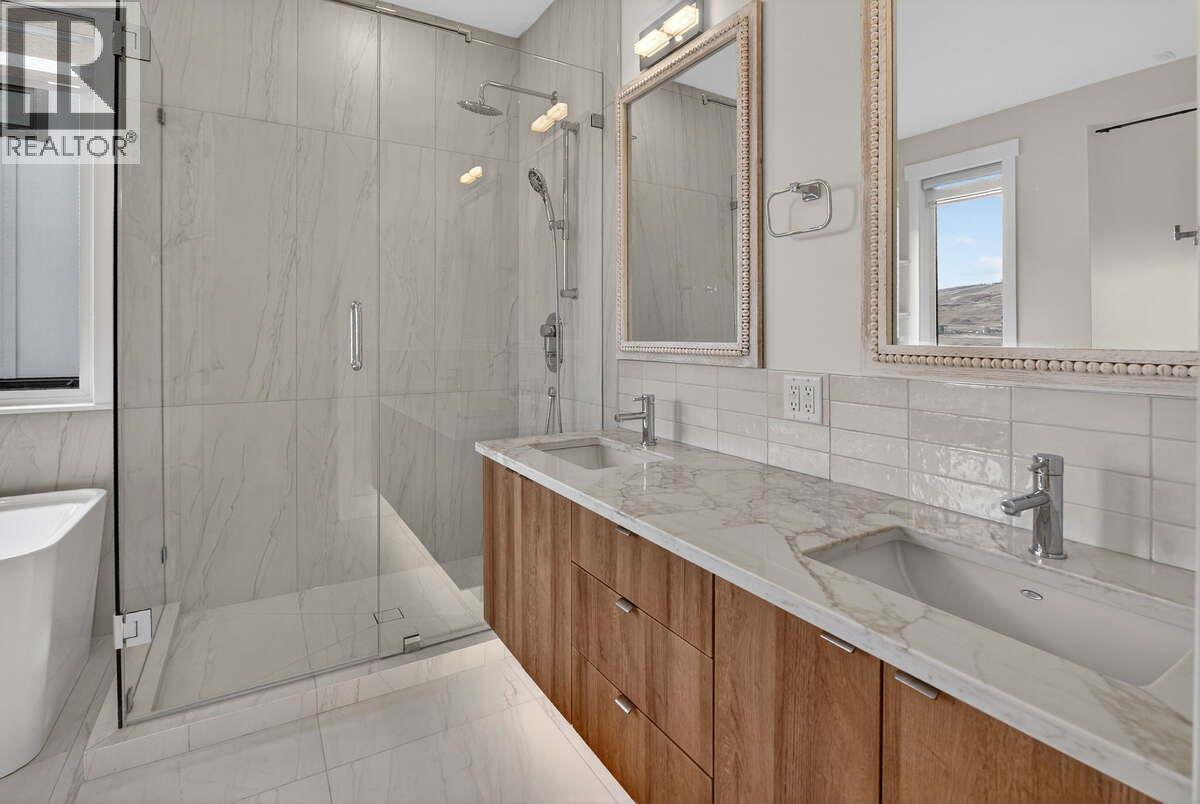 2140 Montenegro Drive Kelowna Photo 13