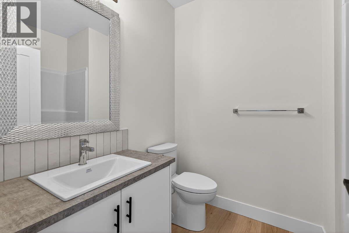 2140 Montenegro Drive Kelowna Photo 32