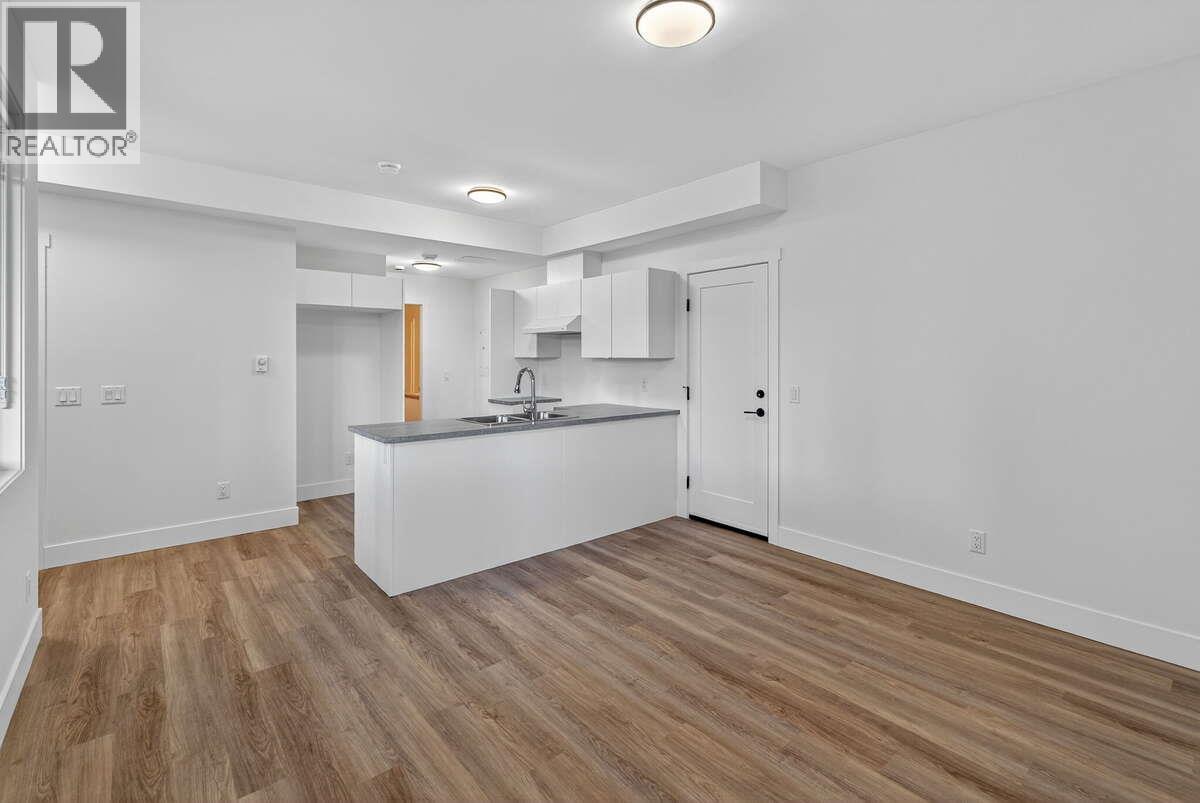 2140 Montenegro Drive Kelowna Photo 35