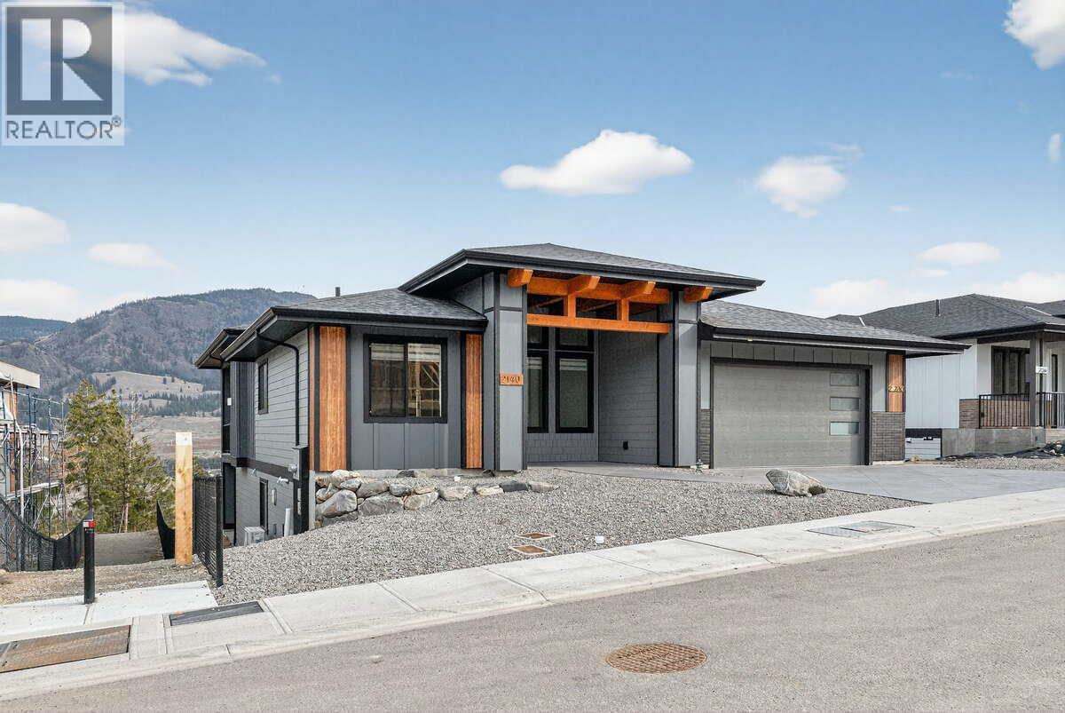 2140 Montenegro Drive Kelowna Photo 2