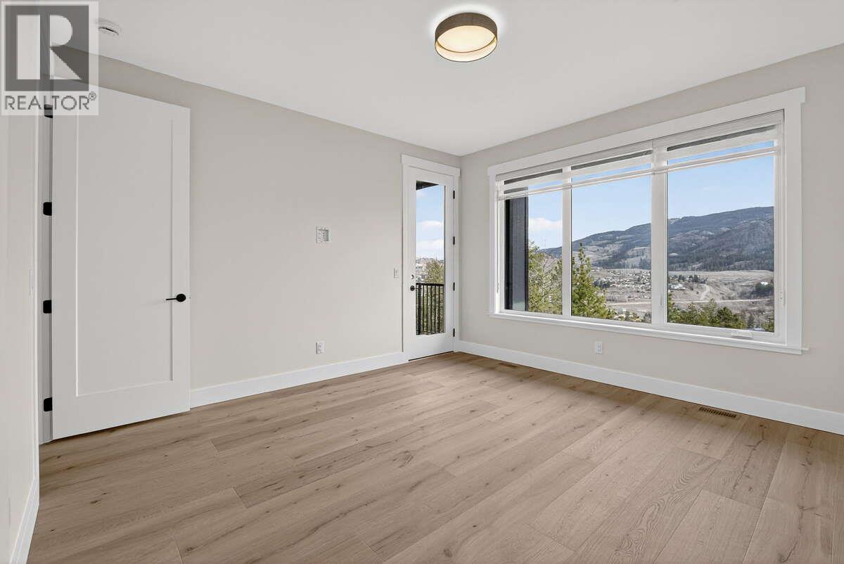 2140 Montenegro Drive Kelowna Photo 10