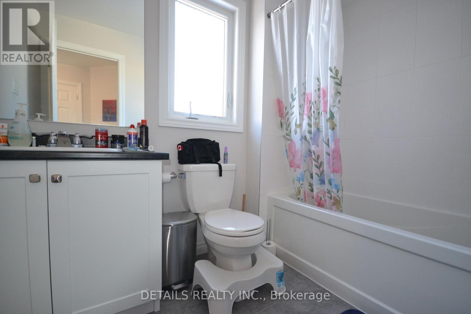 129 Pictou Crescent, Ottawa, Ontario  K2V 0R2 - Photo 12 - X12817194