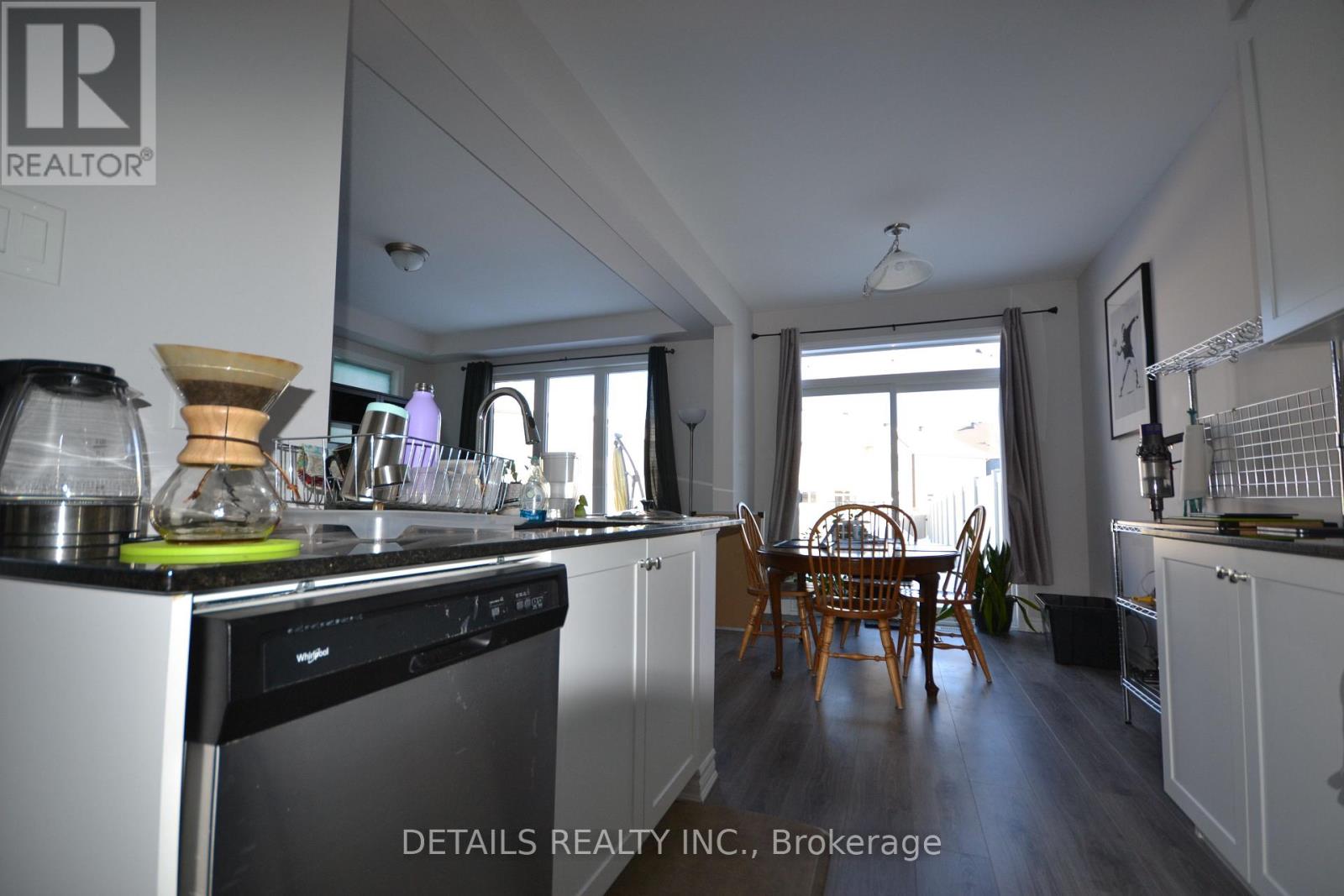 129 Pictou Crescent, Ottawa, Ontario  K2V 0R2 - Photo 5 - X12817194