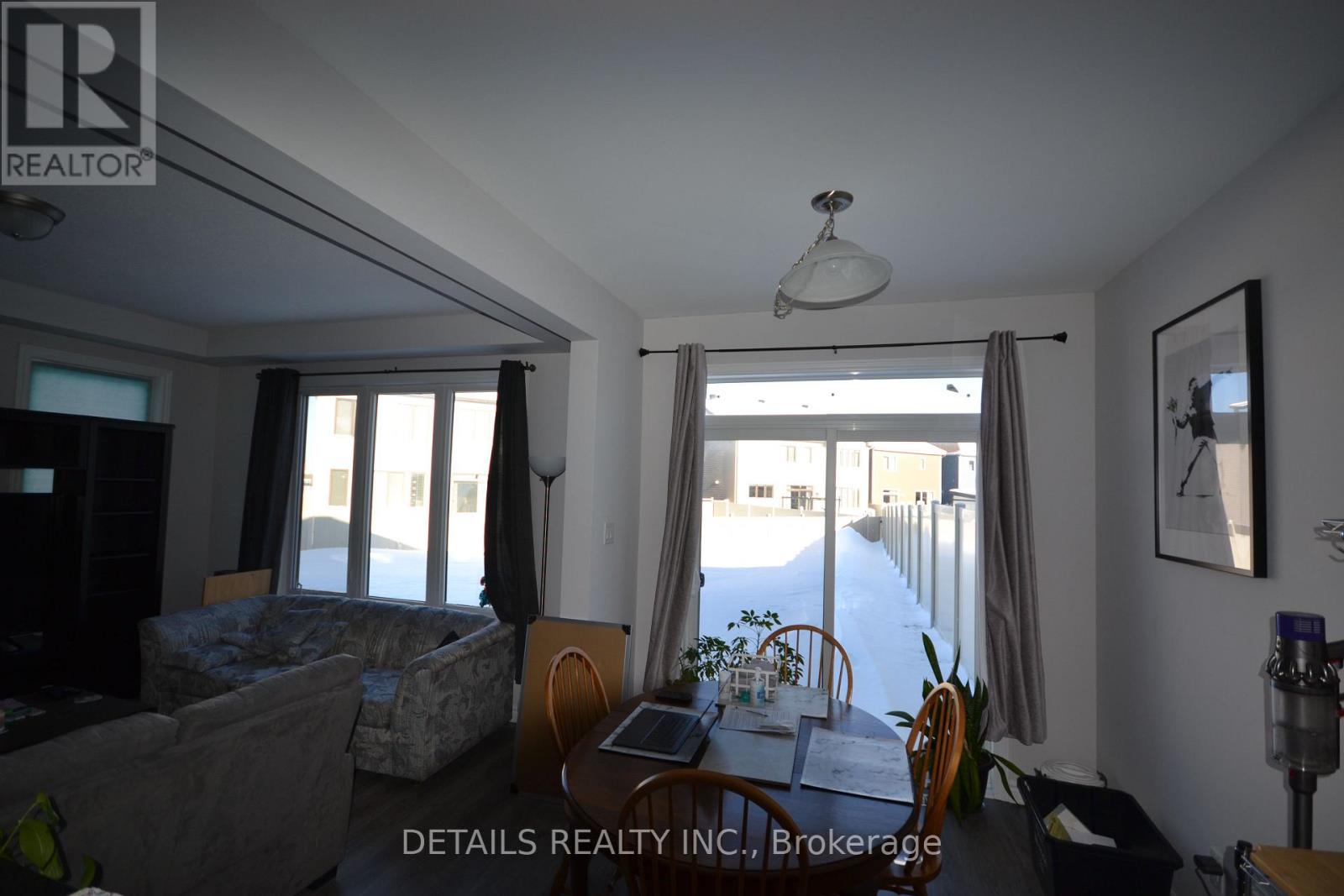 129 Pictou Crescent, Ottawa, Ontario  K2V 0R2 - Photo 7 - X12817194