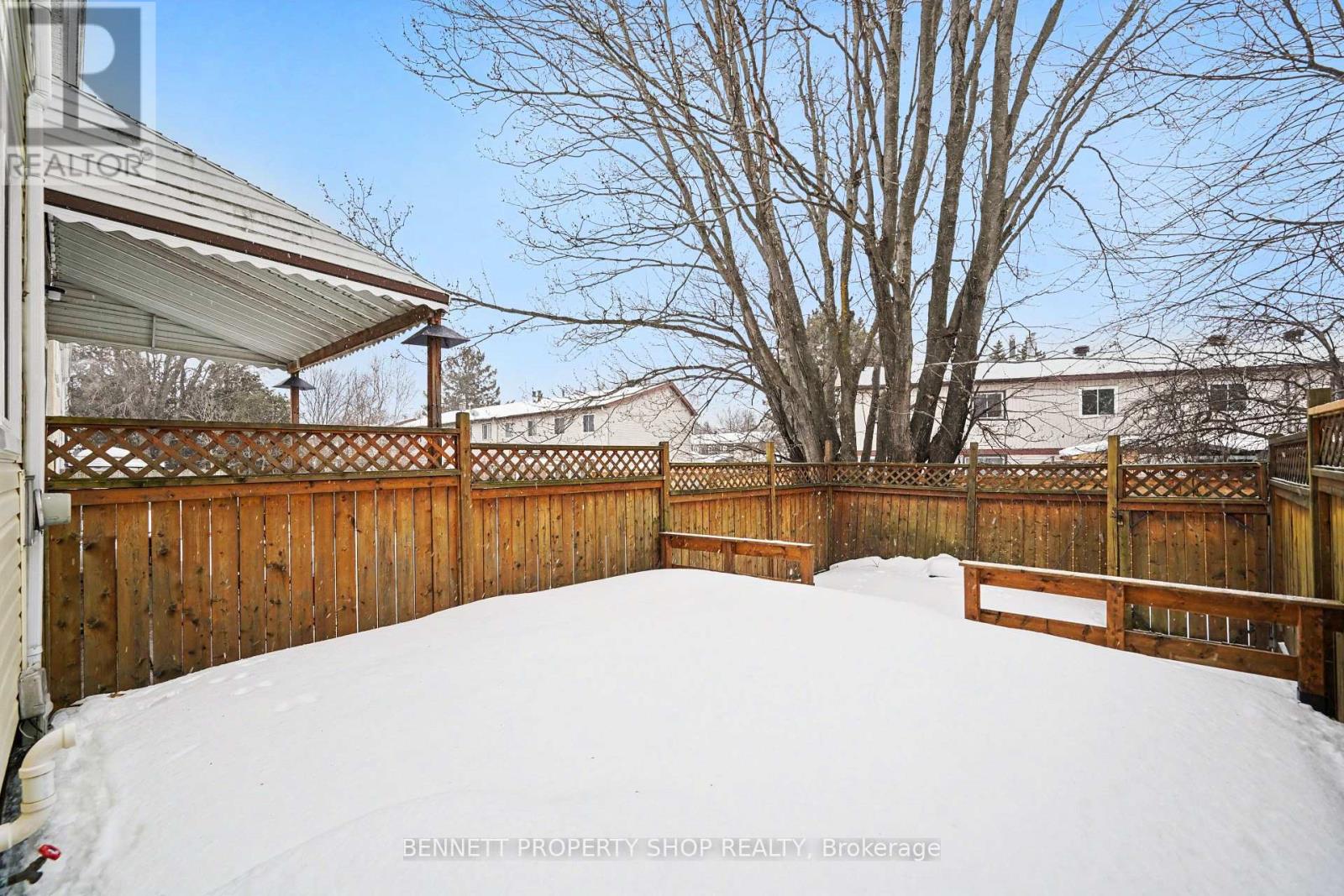 44 Tybalt Crescent, Ottawa, Ontario  K2H 8J5 - Photo 13 - X12817204