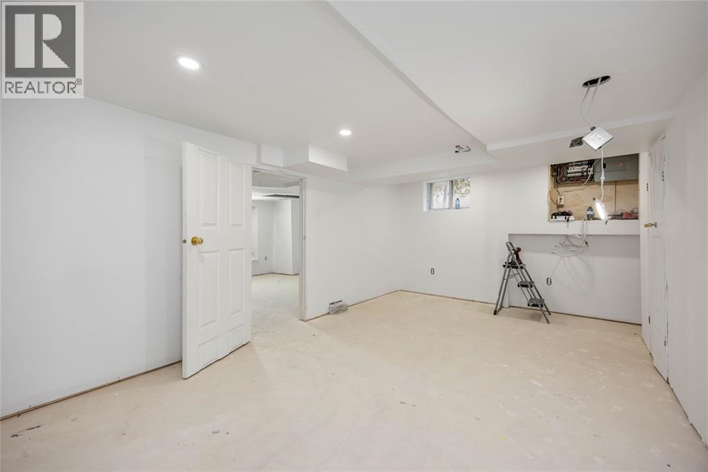 260 Mitton Street South, Sarnia, Ontario  N7T 3E1 - Photo 34 - 26003617