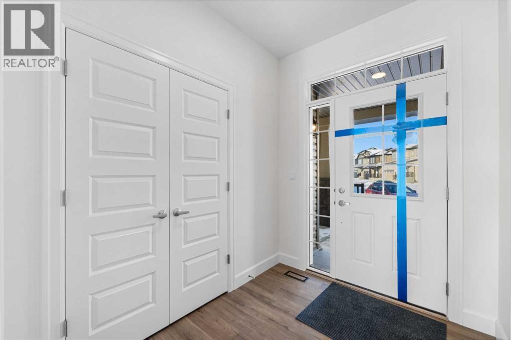 1059 Southwinds Green Sw, Airdrie, Alberta T4B 3T1 - Photo 3 - A2280282