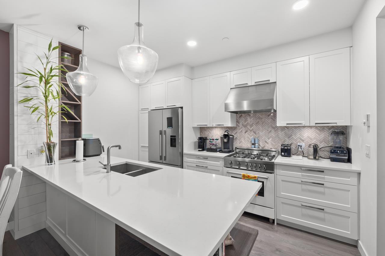 110 33540 Mayfair Avenue, Abbotsford, British Columbia  V2S 0J3 - Photo 9 - R3092576