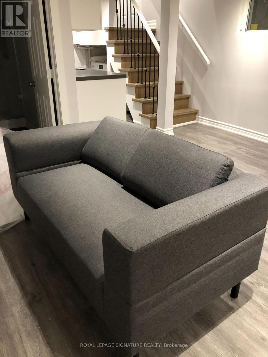 56 Bloomfield Avenue, Toronto, Ontario  M4L 2G3 - Photo 11 - E12817236