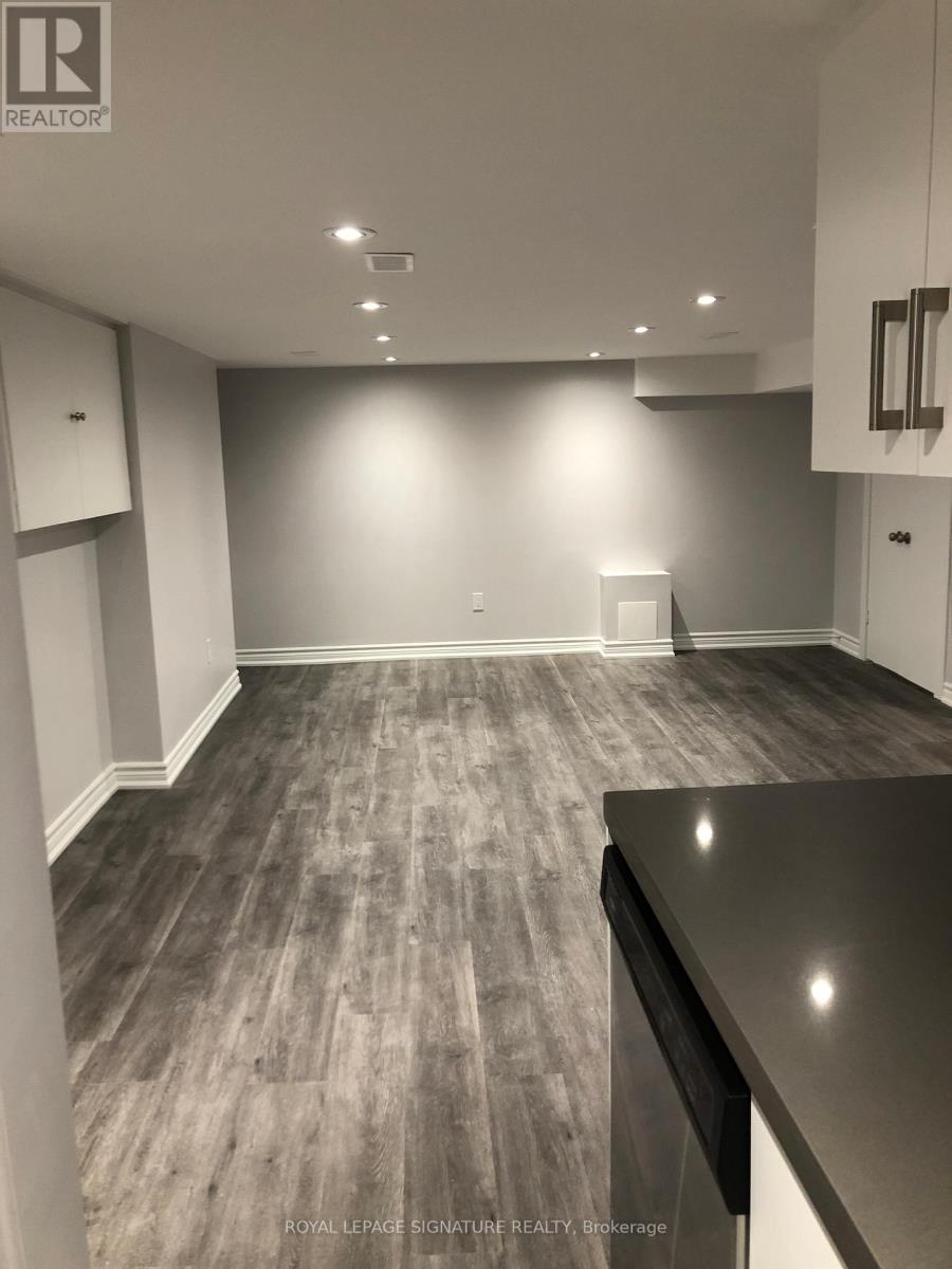 56 Bloomfield Avenue, Toronto, Ontario  M4L 2G3 - Photo 6 - E12817236