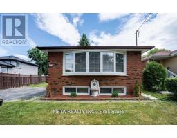 101 GREENOCK AVENUE, Toronto, Ontario