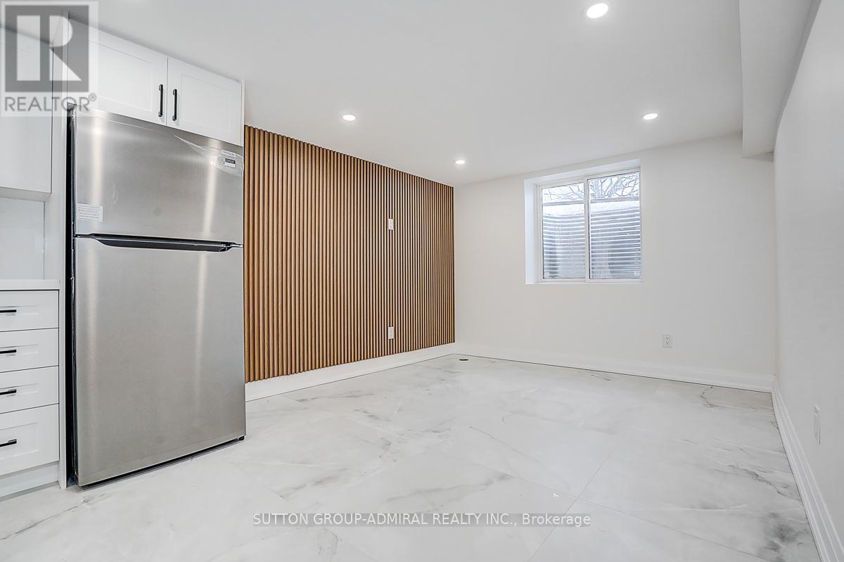 176 Cherrywood Drive, Newmarket, Ontario  L3Y 2X8 - Photo 10 - N12817200