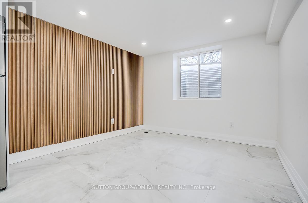 176 Cherrywood Drive, Newmarket, Ontario  L3Y 2X8 - Photo 11 - N12817200