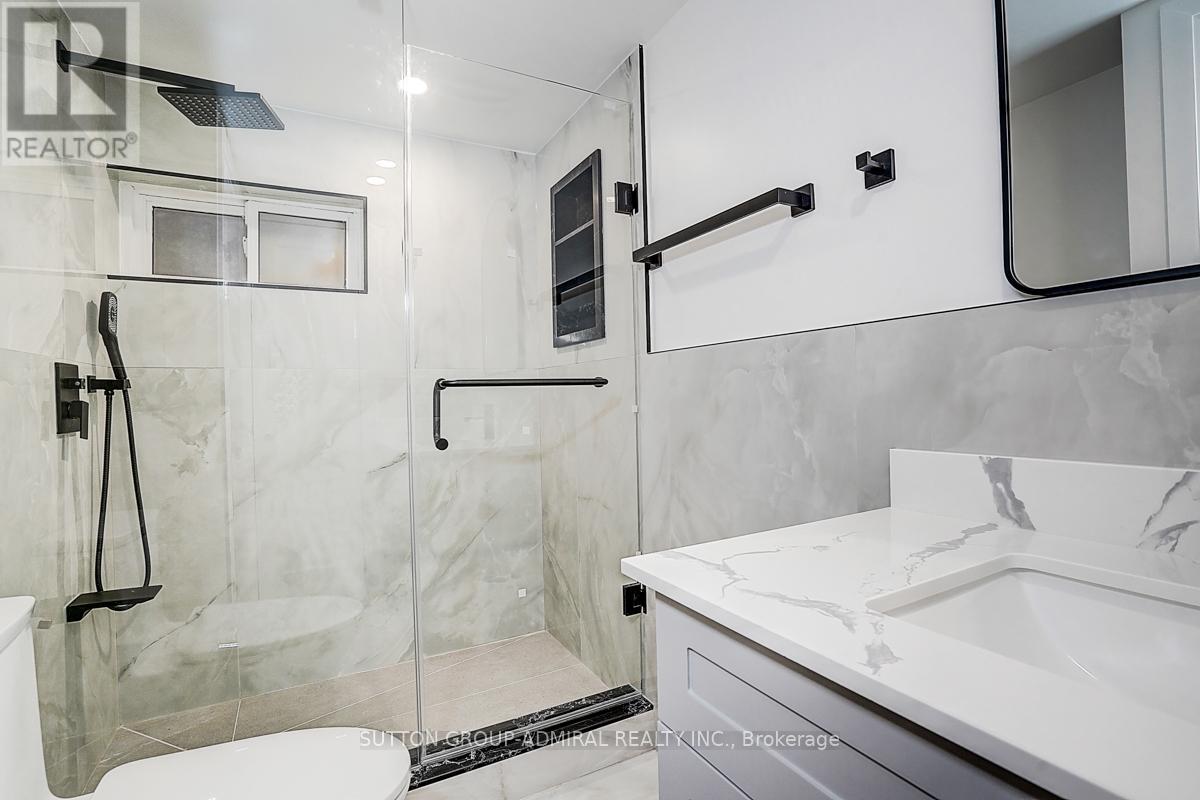 176 Cherrywood Drive, Newmarket, Ontario  L3Y 2X8 - Photo 25 - N12817200