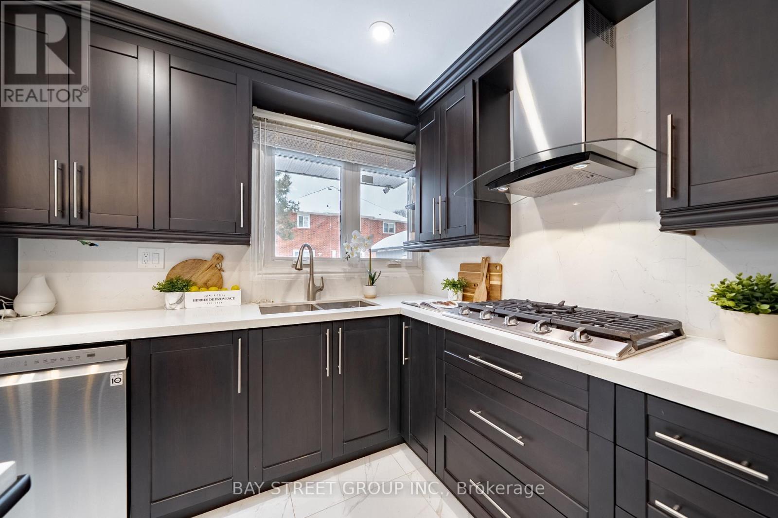 44 Hollingham Road, Markham, Ontario  L3R 7X4 - Photo 14 - N12817210