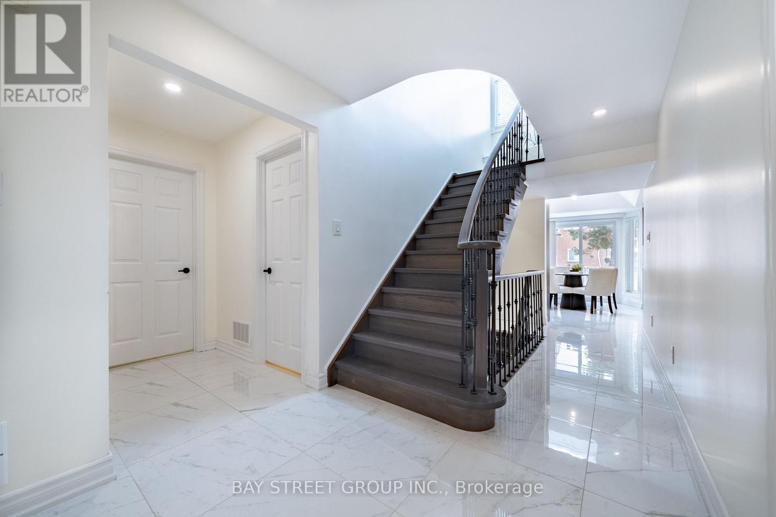 44 Hollingham Road, Markham, Ontario  L3R 7X4 - Photo 9 - N12817210