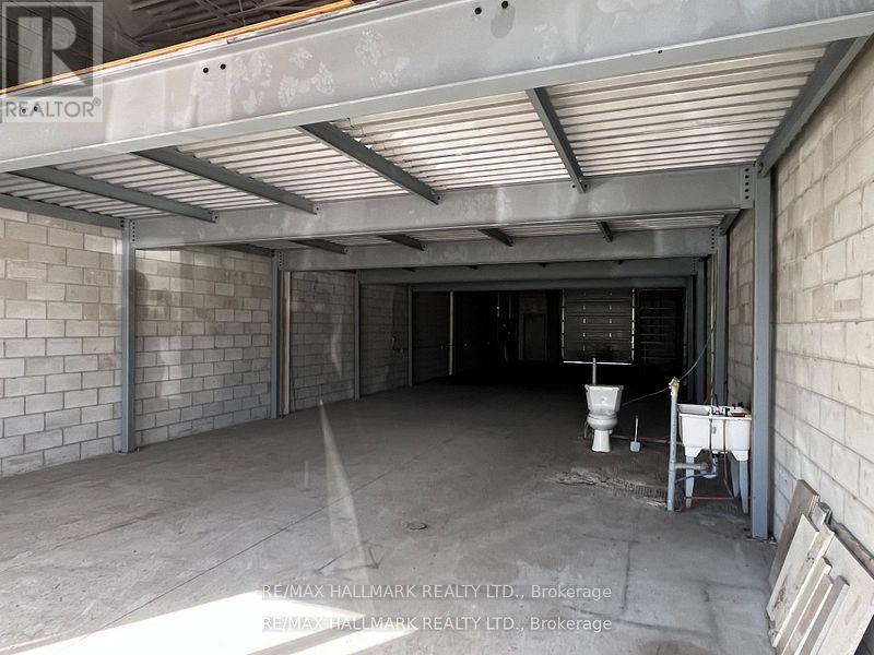 10 - 205 Clayton Drive, Markham, Ontario L3R 7P3 - Photo 10 - N12817248