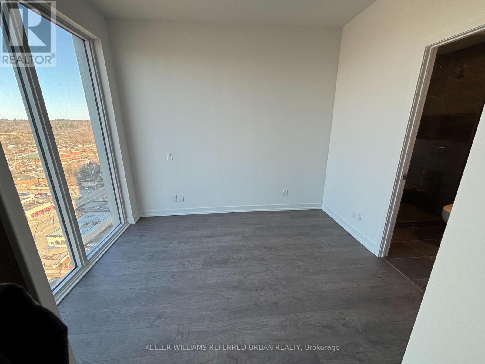 1611 - 39 Mary Street, Barrie, Ontario  L4N 1S9 - Photo 23 - S12817218