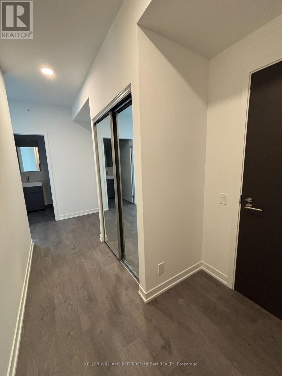 1611 - 39 Mary Street, Barrie, Ontario  L4N 1S9 - Photo 4 - S12817218