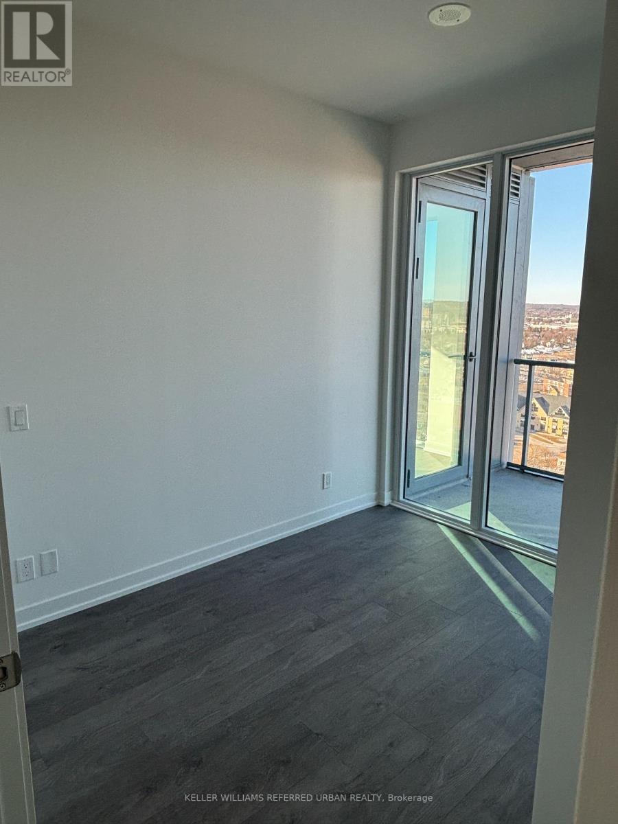 1611 - 39 Mary Street, Barrie, Ontario  L4N 1S9 - Photo 6 - S12817218