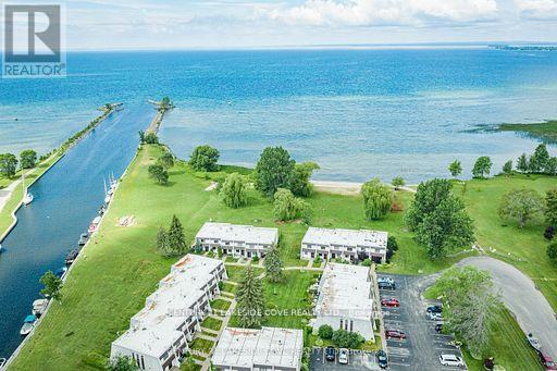 UNIT 14 - 1 PARADISE BOULEVARD, Ramara, Ontario