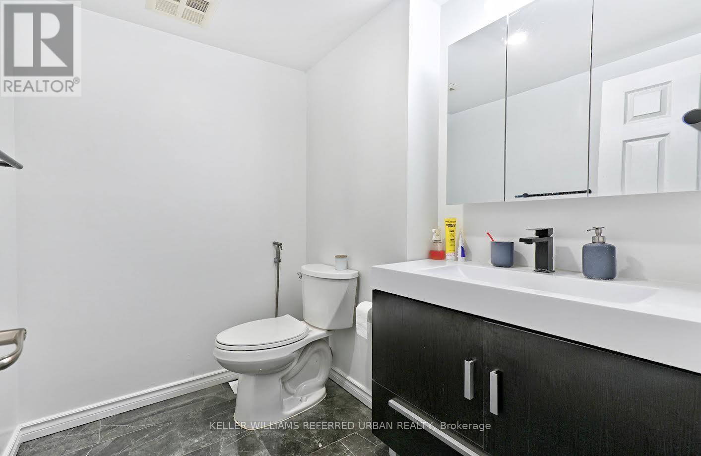 1811 - 10 Martha Eaton Way, Toronto, Ontario  M6M 5B3 - Photo 12 - W12817220